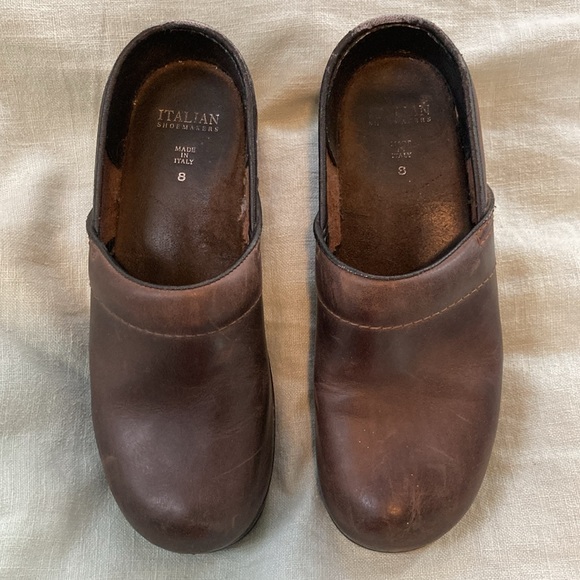 Leather Clogs - Picture 3 of 5